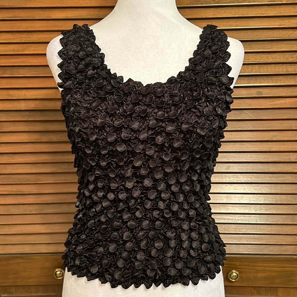 Black Popcorn/Scrunchie Stretchy Tank Top